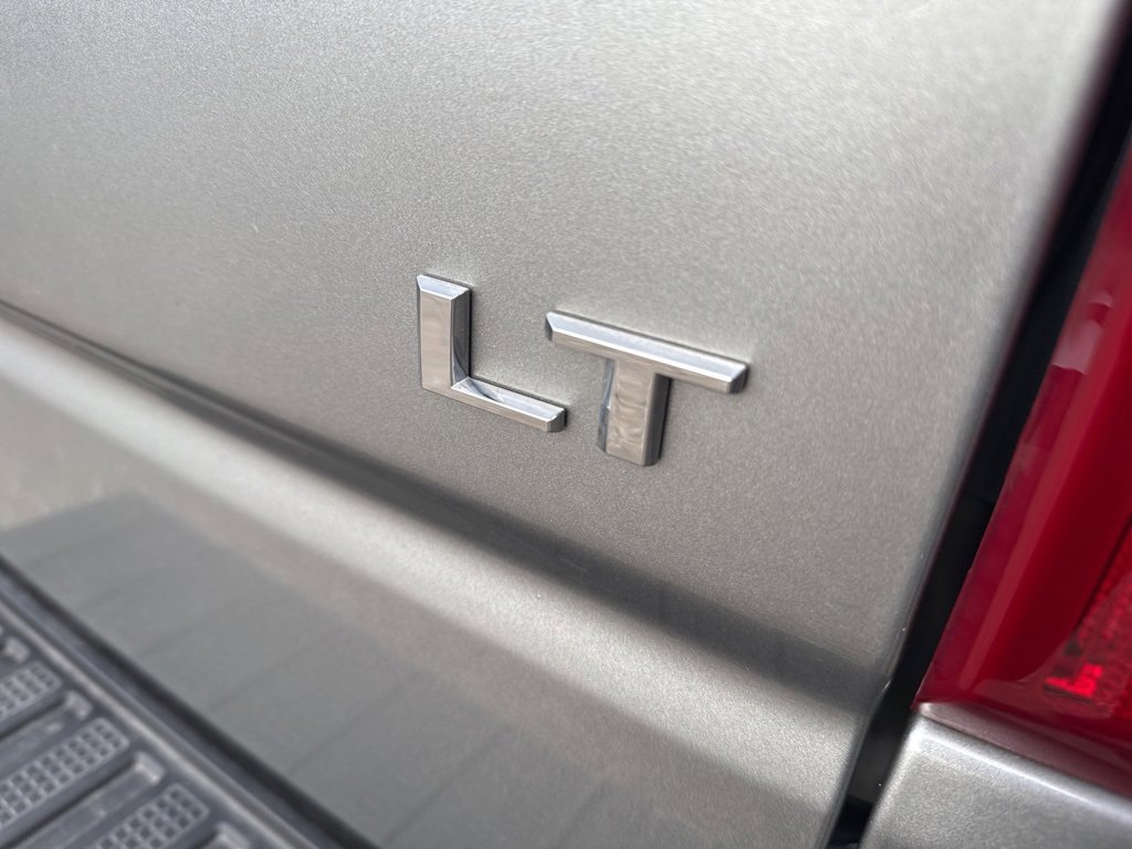 Used 2025 Chevrolet Silverado 1500 LT image 36