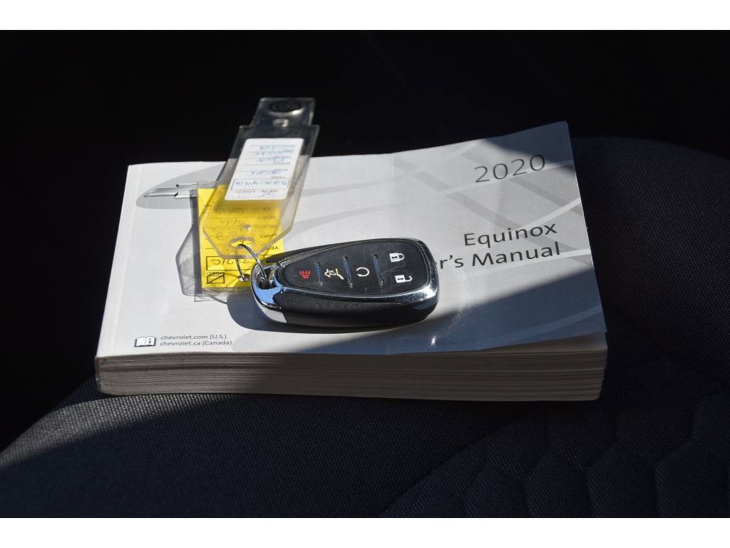 Used 2020 Chevrolet Equinox LT w/ Driver Convenience Package image 38
