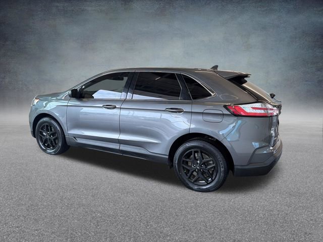 Used 2024 Ford Edge SEL image 10