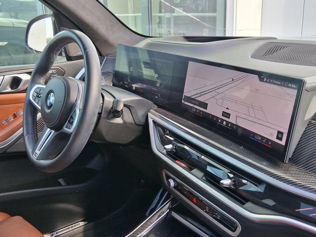 Used 2025 BMW X7 M60i AWD/4WD image 18