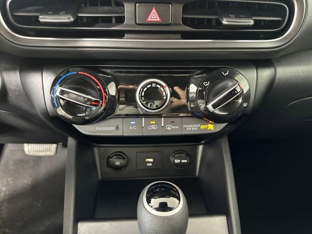 Used 2023 Hyundai Kona SEL image 23