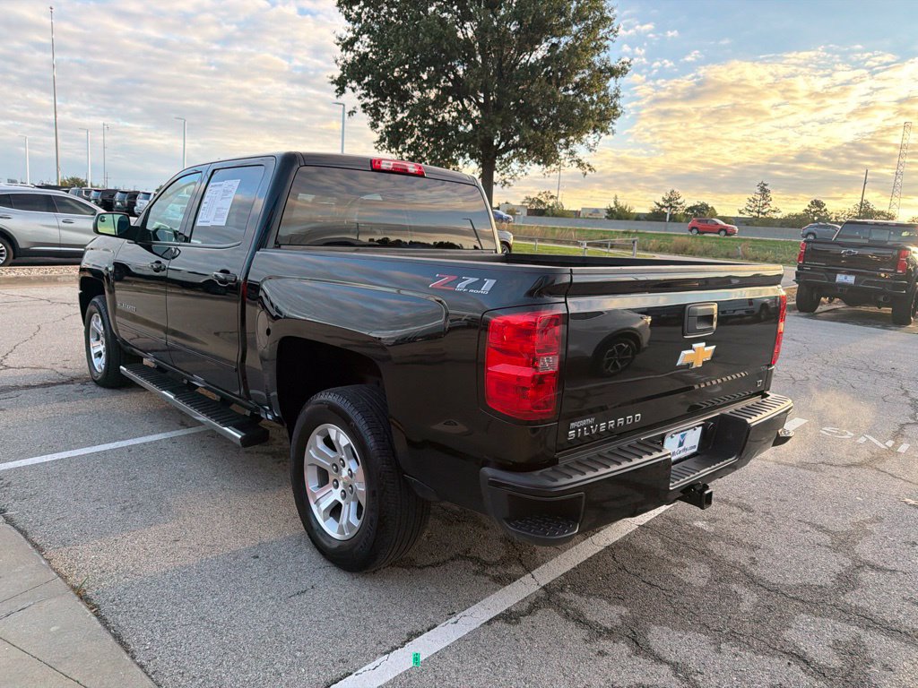 Used 2018 Chevrolet Silverado 1500 LT w/ All Star Edition AWD/4WD image 5