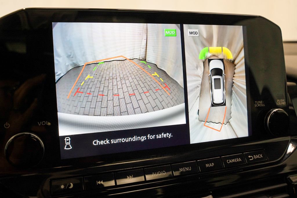 Certified 2024 Nissan Pathfinder Platinum w/ Cargo Package image 17