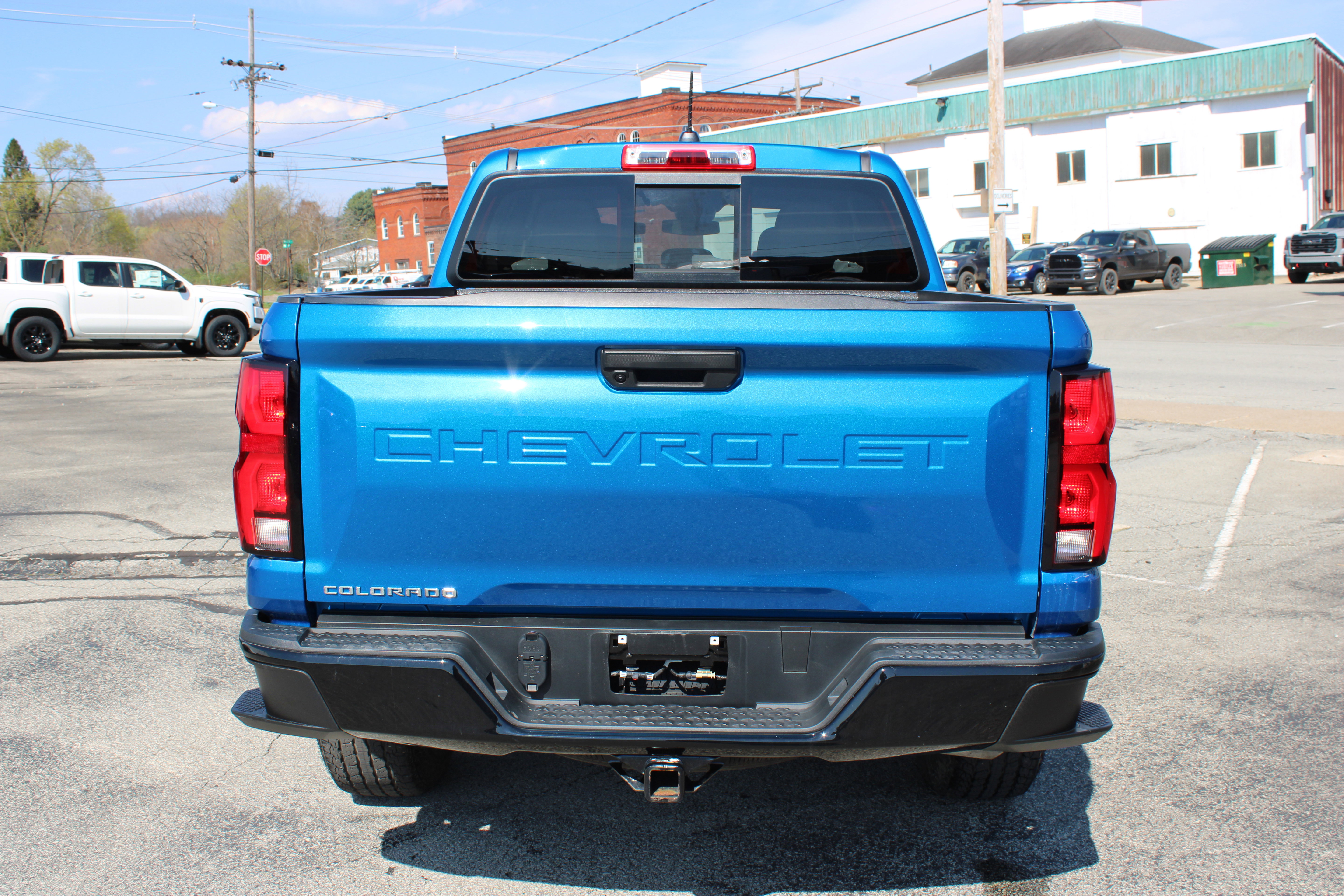 Used 2023 Chevrolet Colorado Z71 w/ Advanced Trailering Package image 4