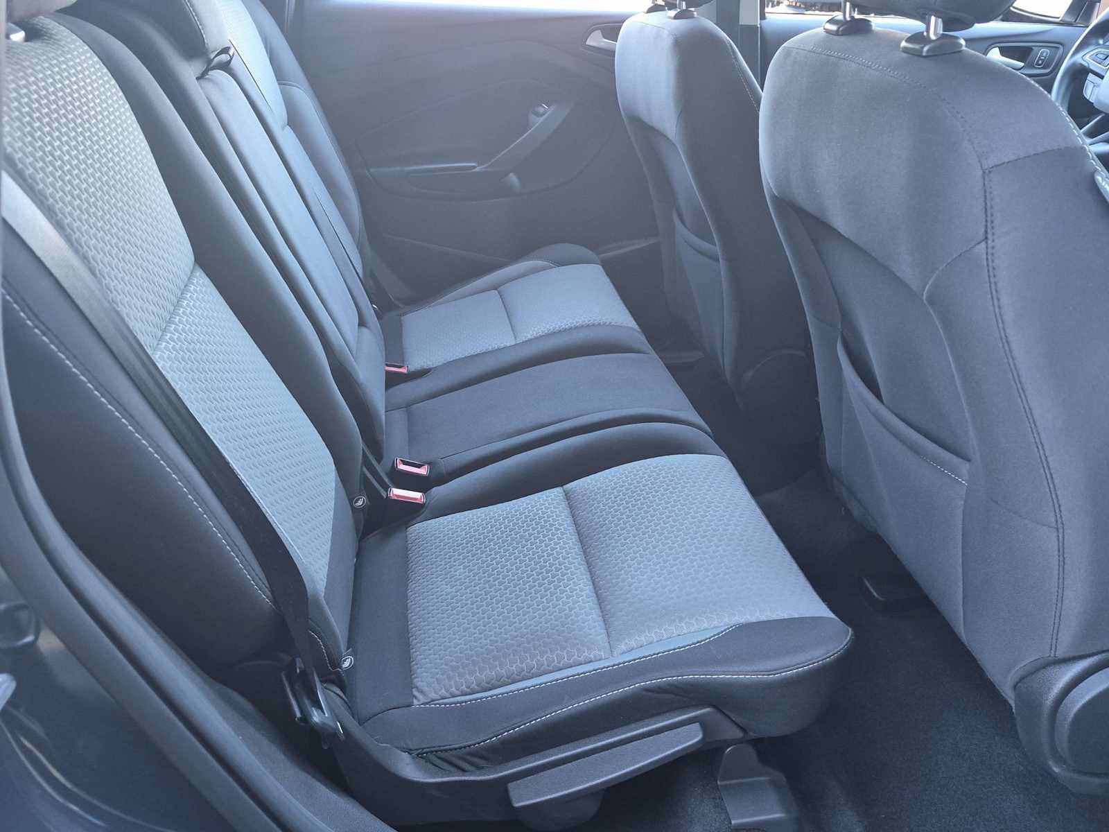Used 2019 Ford Escape SE FWD image 20