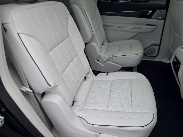 New 2027 Buick Enclave Avenir w/ LPO, Illumination Package AWD/4WD image 21