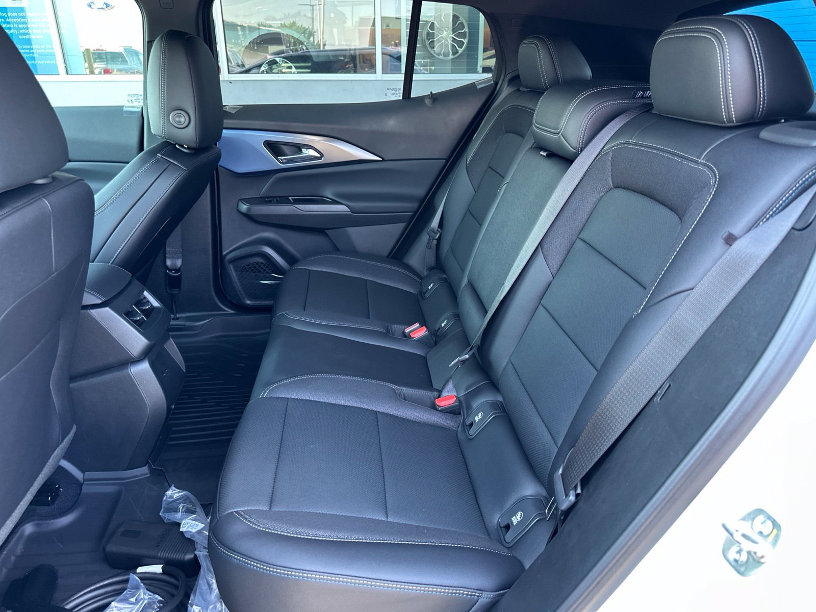 New 2026 Chevrolet Equinox EV LT FWD image 12
