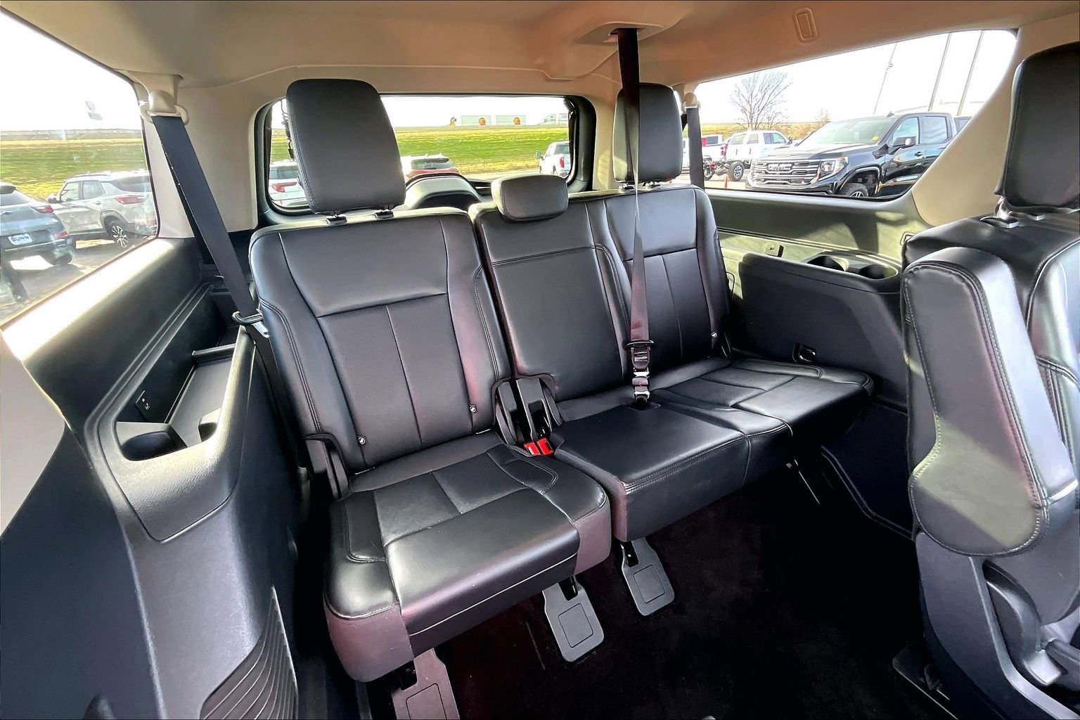 Used 2022 Ford Expedition Max XLT image 30