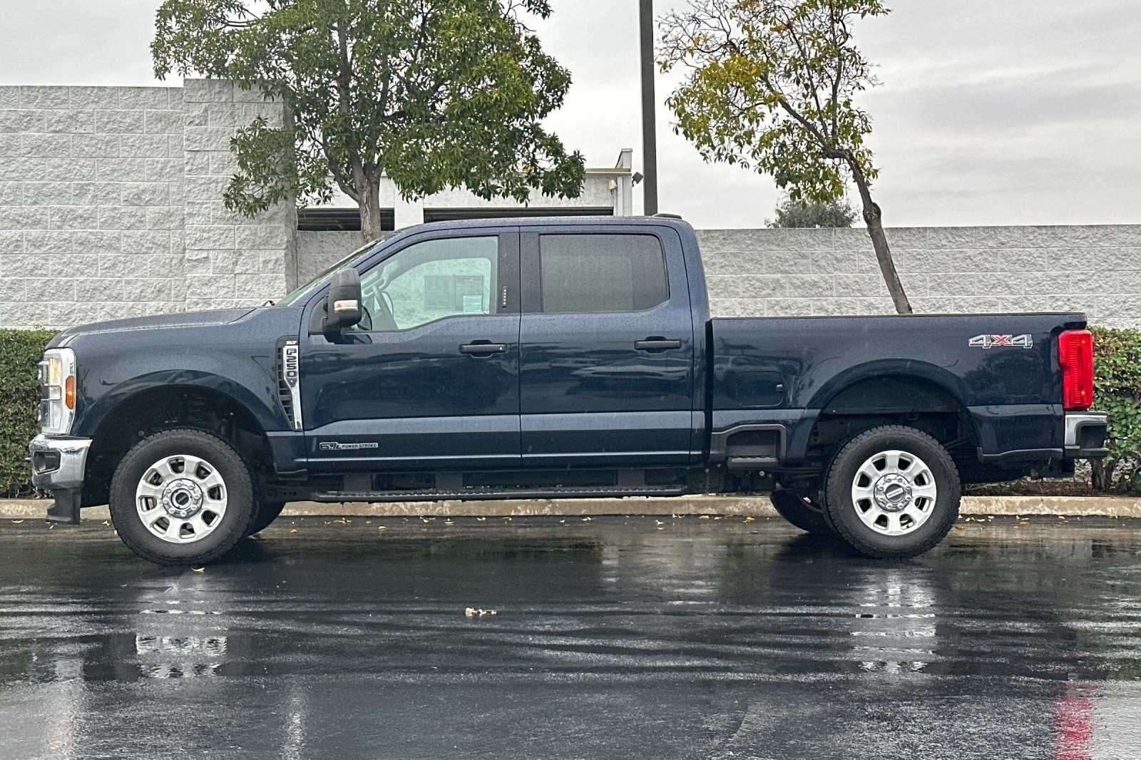 Used 2024 Ford F250 XLT image 7