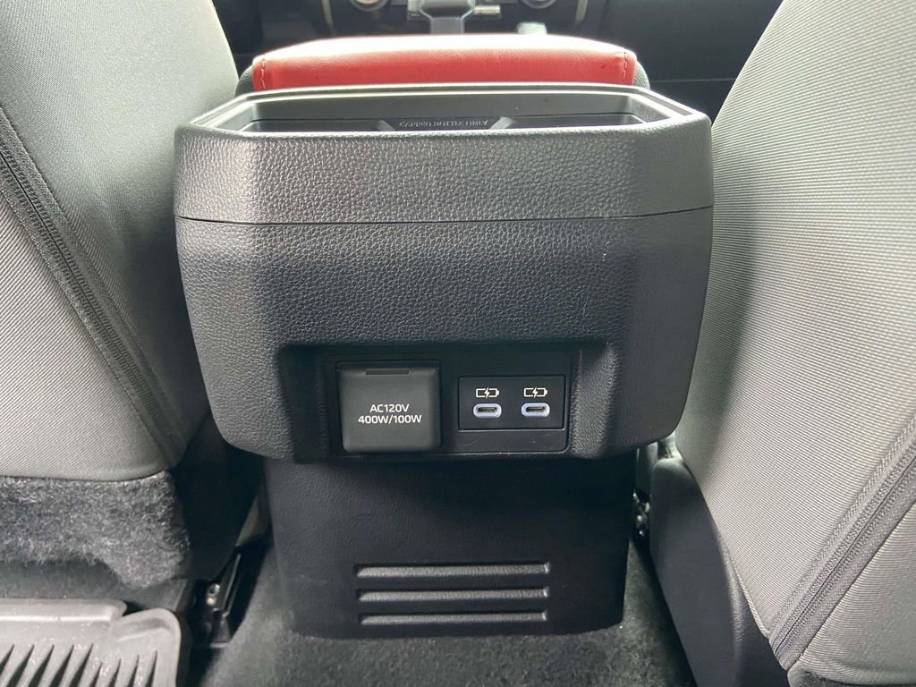 Used 2024 Toyota Tacoma TRD Sport w/ TRD Sport Upgrade Package image 19