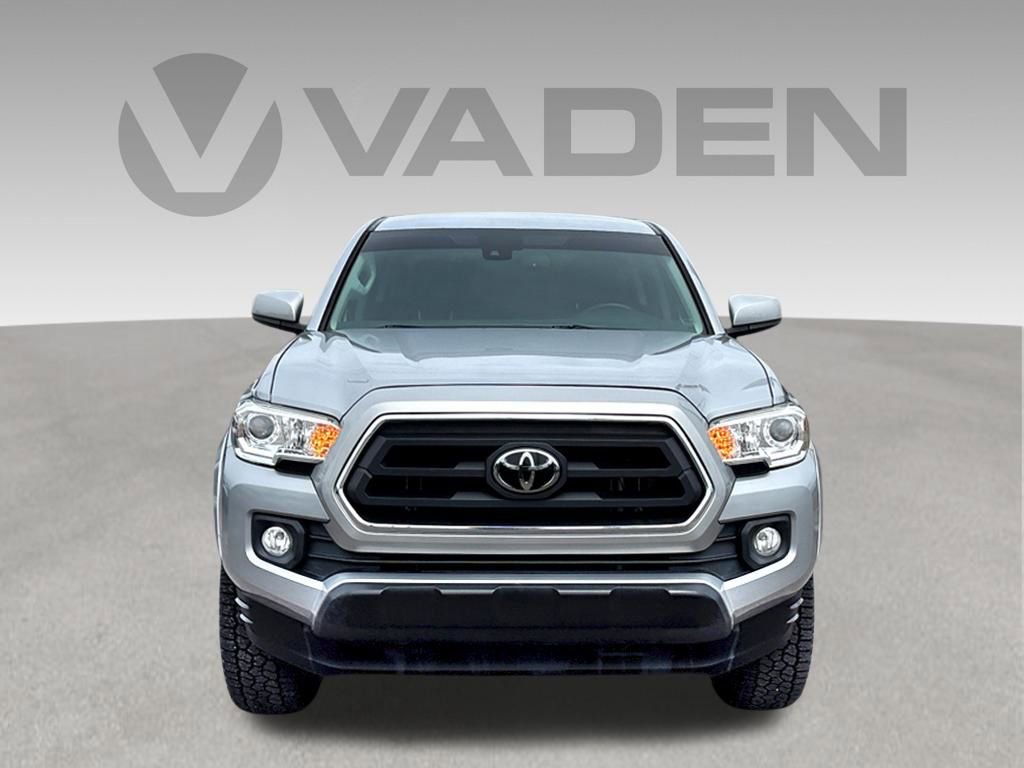 Used 2021 Toyota Tacoma SR5 RWD image 2