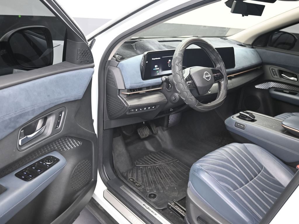 Used 2023 Nissan Ariya image 10