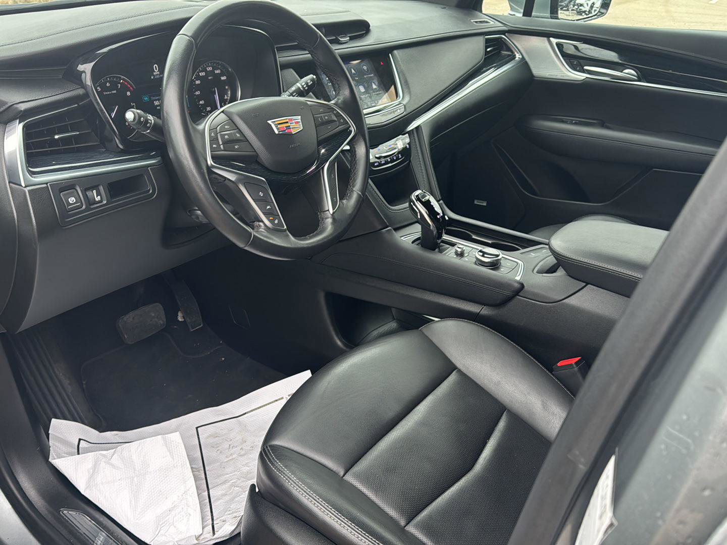 Used 2024 Cadillac XT5 Premium Luxury image 12