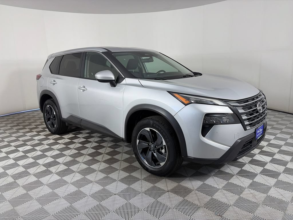 Used 2024 Nissan Rogue SV