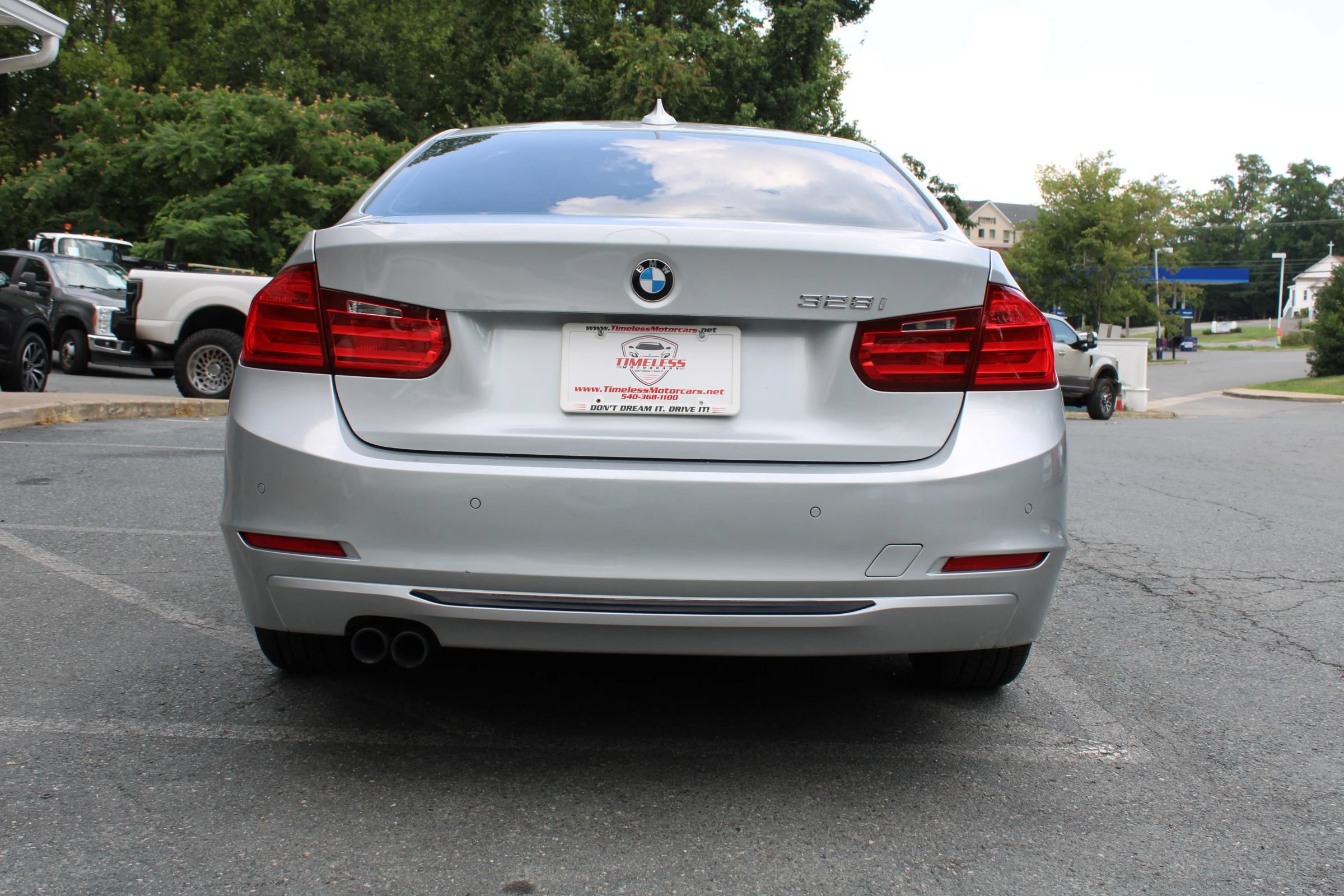 Used 2012 BMW 328i Sedan RWD image 5