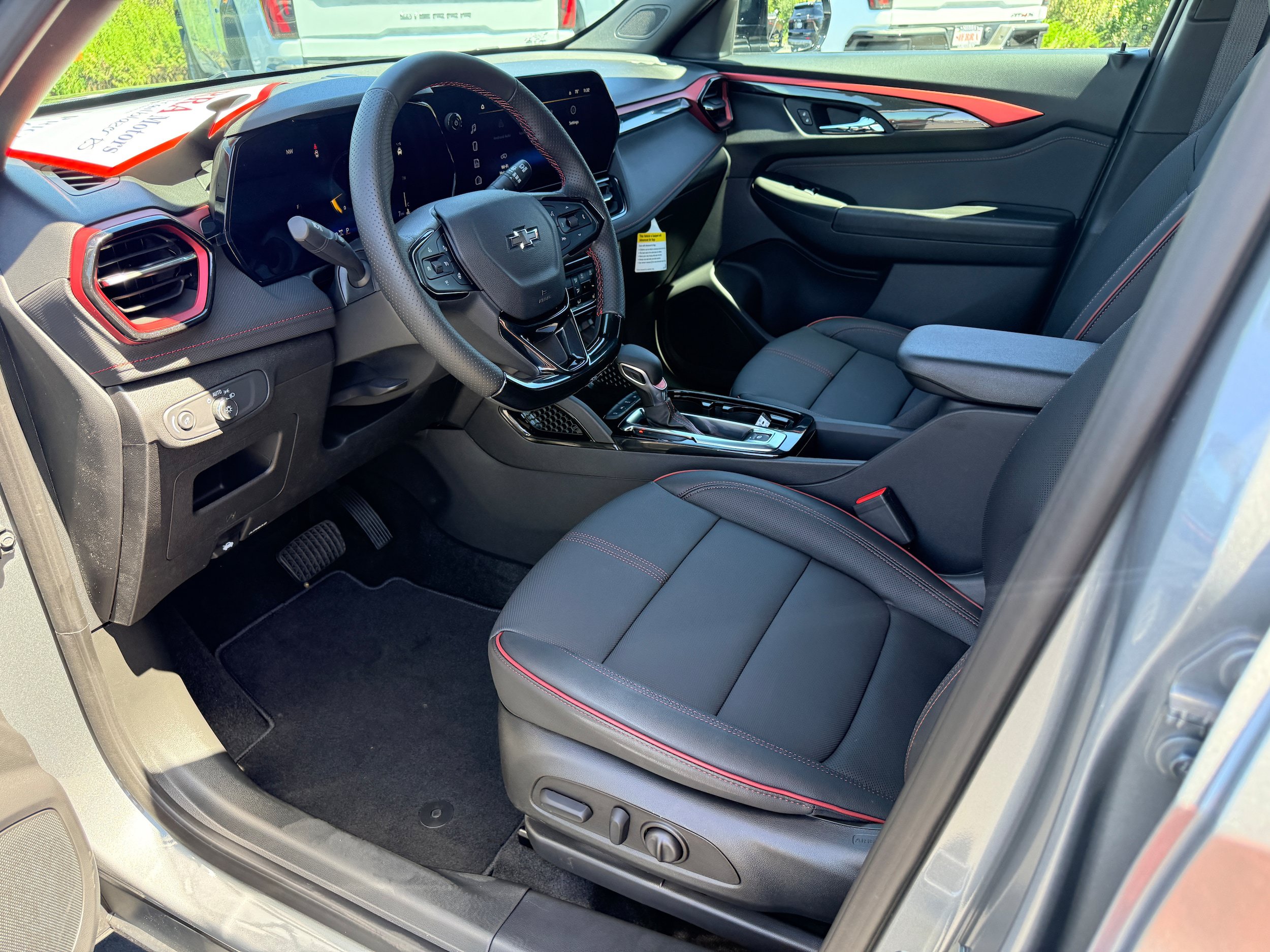 New 2026 Chevrolet TrailBlazer RS w/ Convenience Package AWD/4WD image 10
