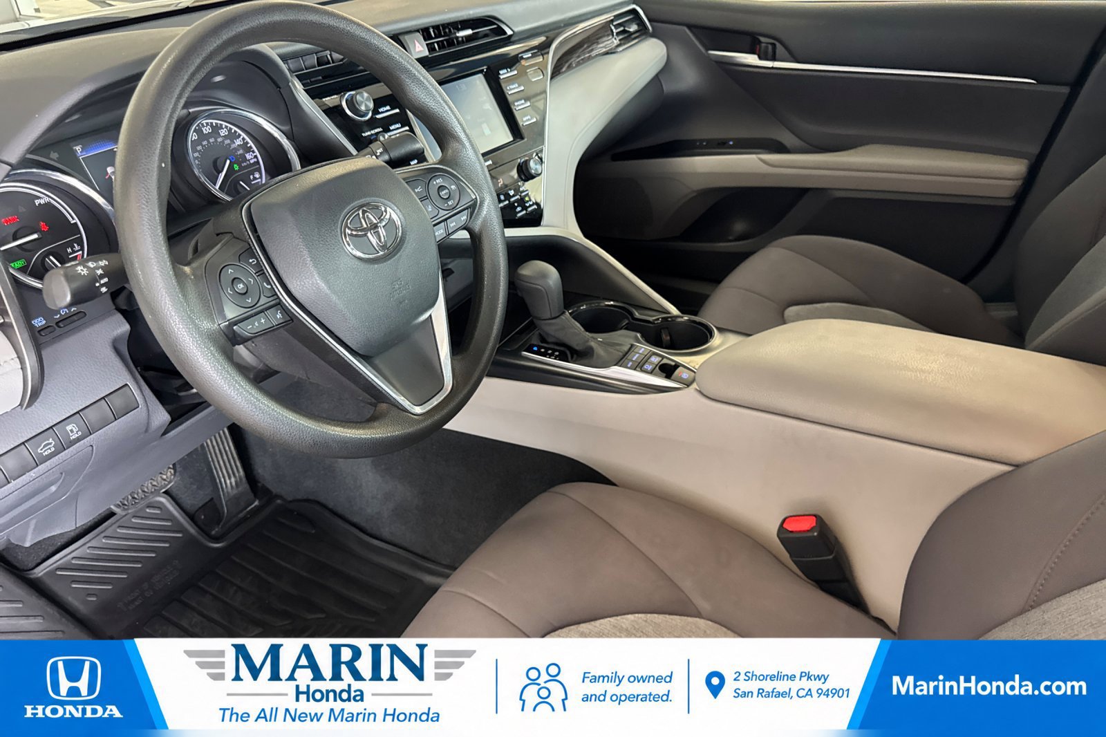 Used 2020 Toyota Camry LE FWD image 11