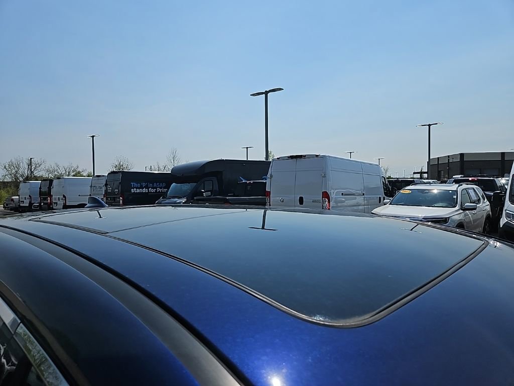 Used 2023 Acura MDX SH-AWD w/ Technology Package image 9