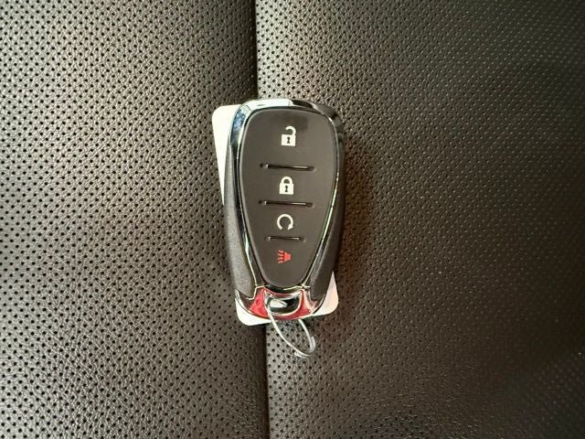 Used 2024 Chevrolet Trax RS FWD image 24