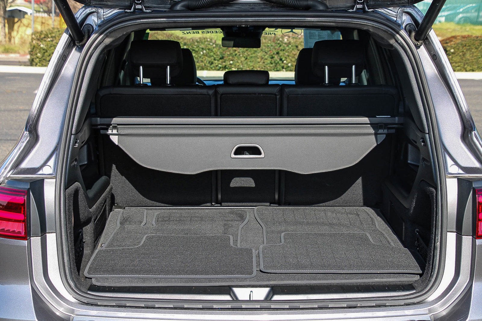 Certified 2025 Mercedes-Benz GLB 250 4MATIC image 24