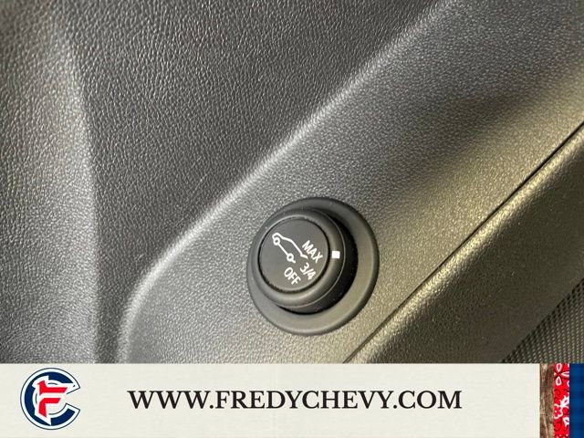 Used 2020 Chevrolet Equinox LT image 32