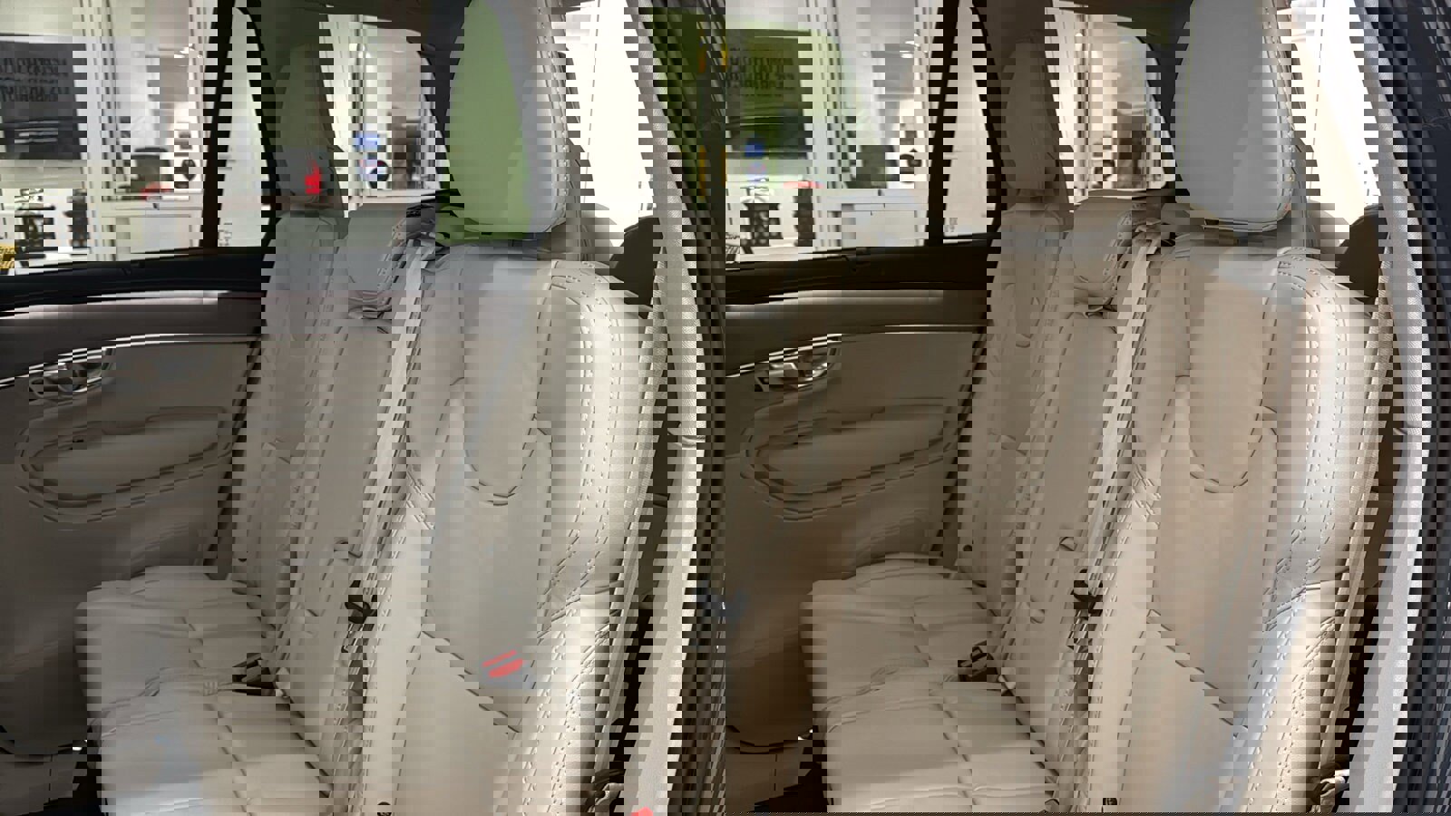 New 2026 Volvo XC90 B6 Ultra image 26