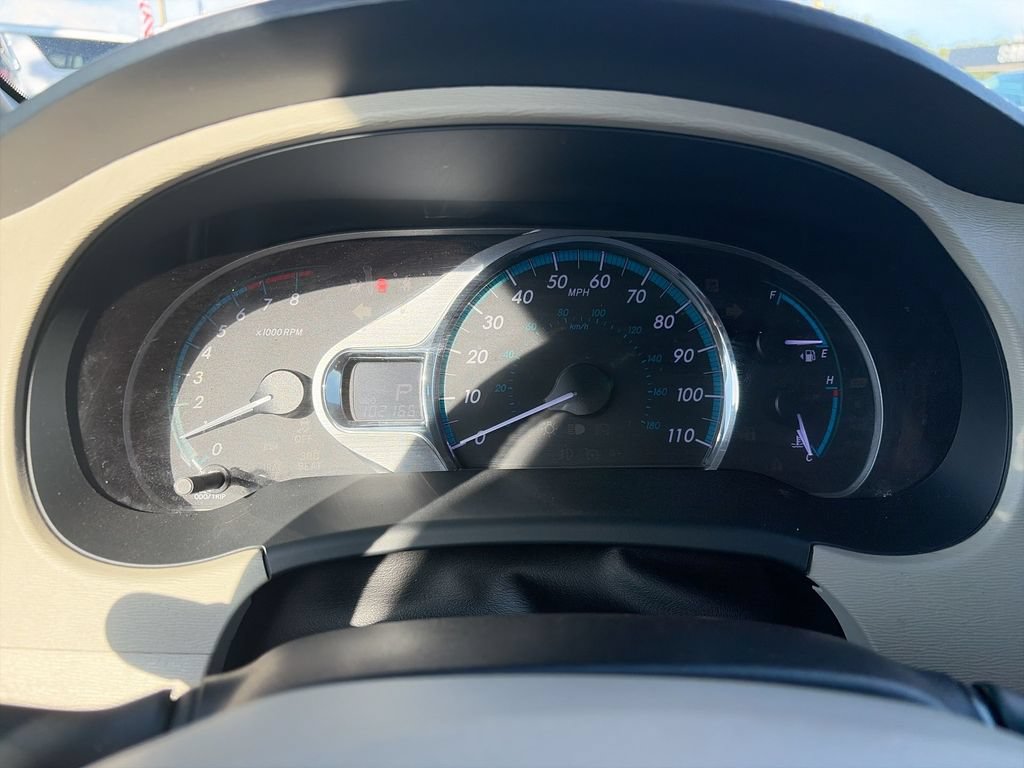 Used 2014 Toyota Sienna XLE FWD image 18