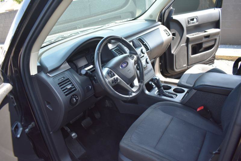 Used 2019 Ford Flex SE FWD image 18