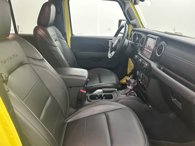 Used 2022 Jeep Wrangler Unlimited Sahara w/ Cold Weather Group image 32