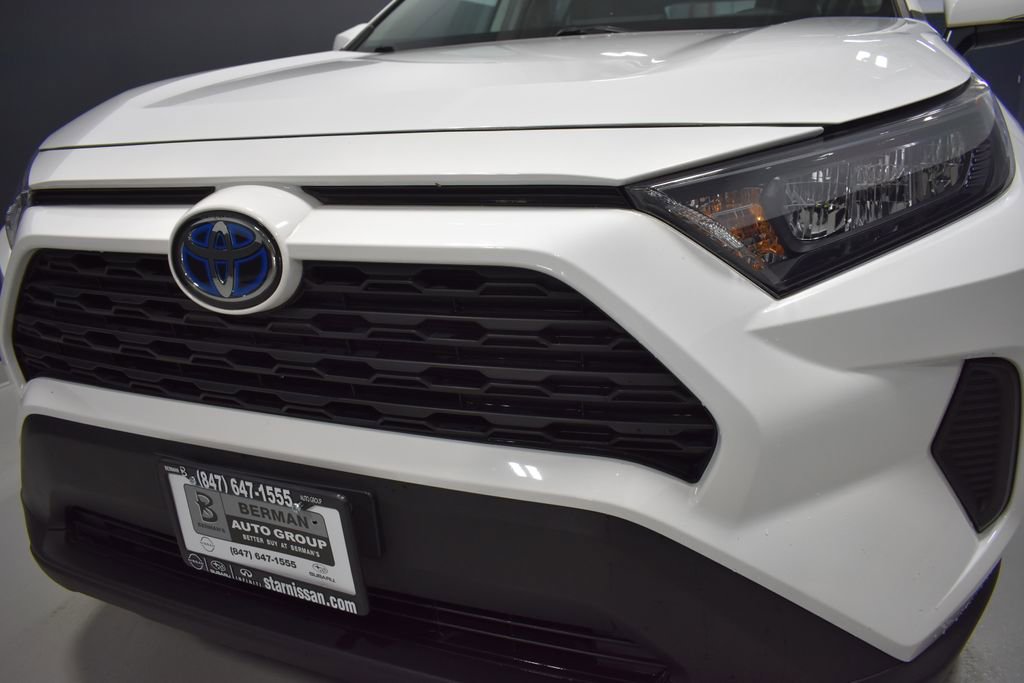 Used 2022 Toyota RAV4 LE AWD/4WD image 10