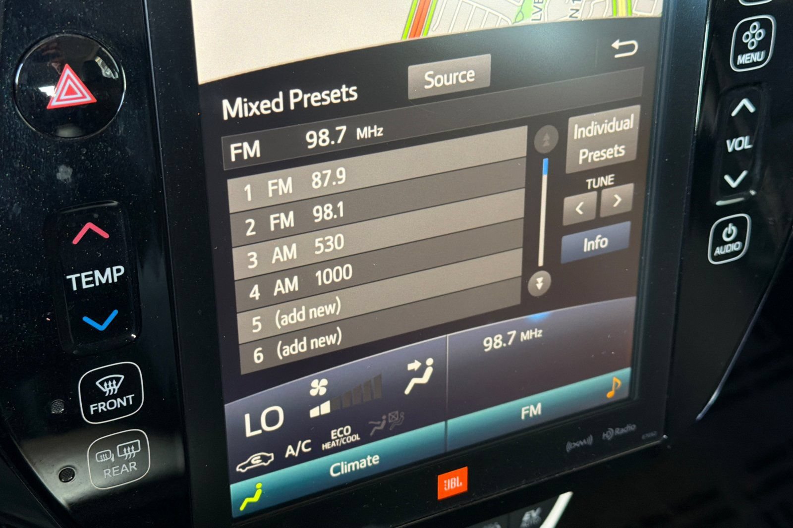 Used 2019 Toyota Prius Prime Advanced w/ Carpet Mat Package FWD image 20