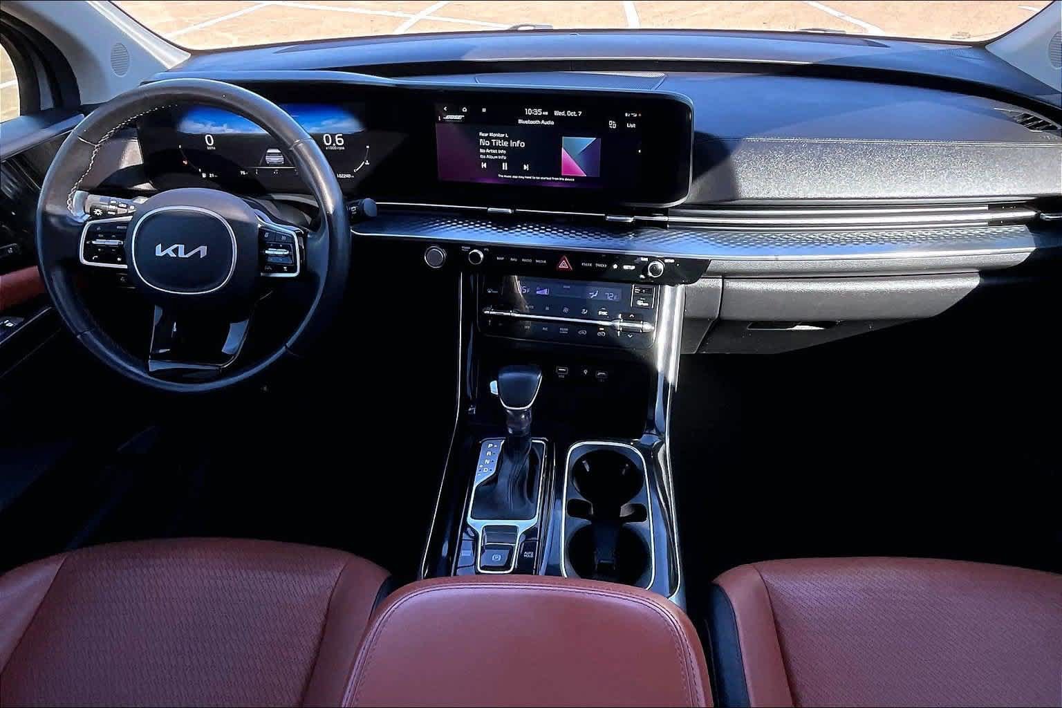 Used 2022 Kia Carnival SX Prestige FWD image 8