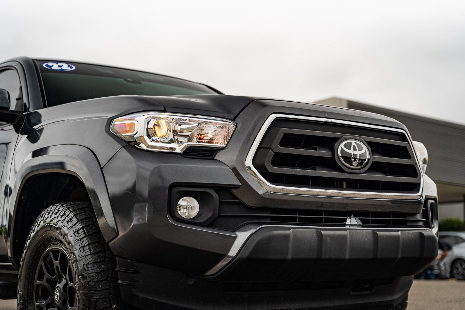 Used 2022 Toyota Tacoma SR5 w/ Technology Package RWD image 10
