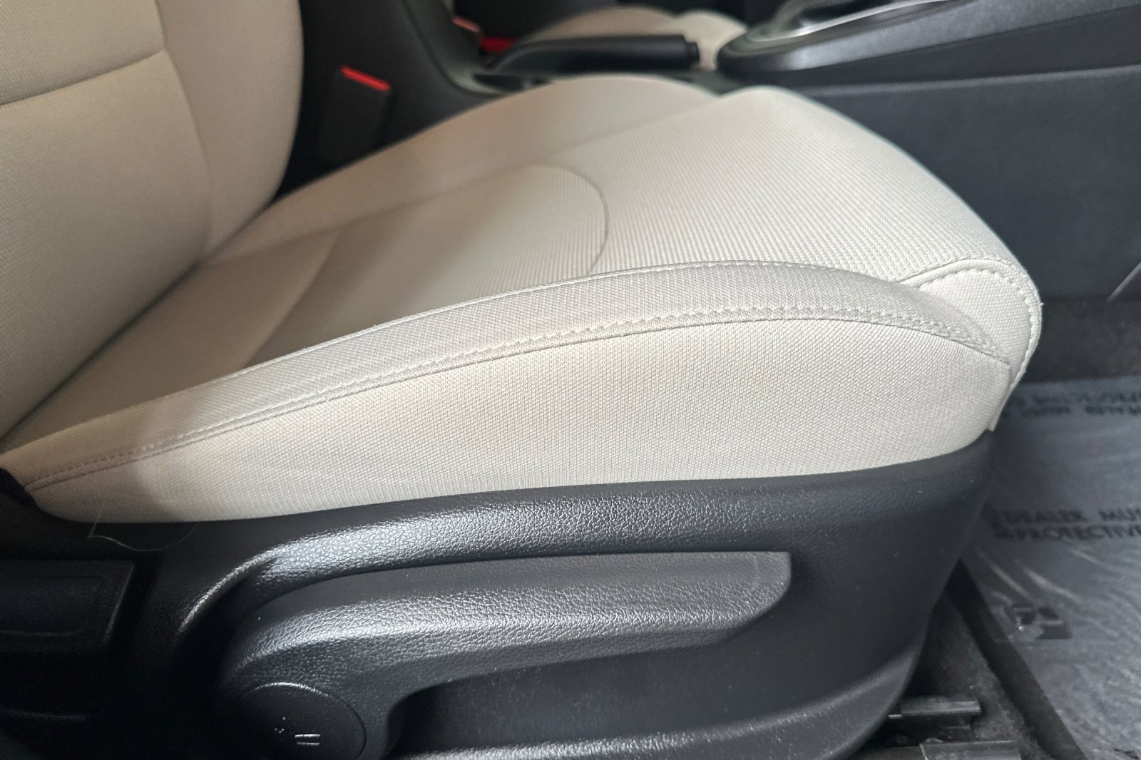 Used 2023 Kia Forte LXS w/ LXS Technology Package image 21