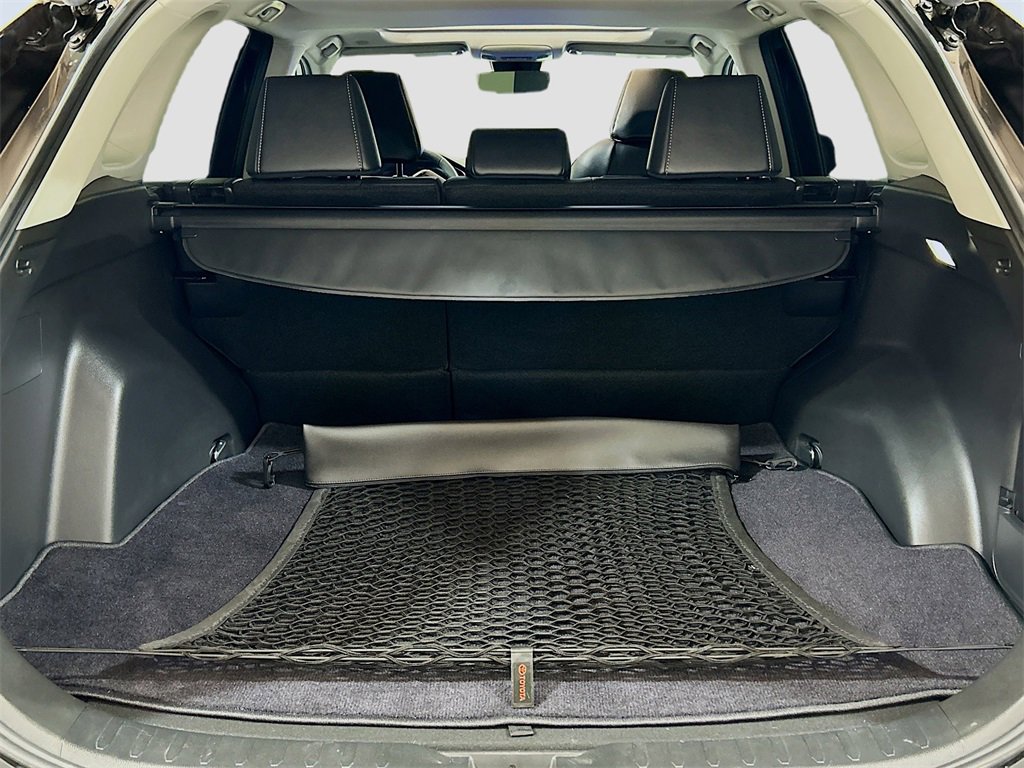 Used 2023 Toyota RAV4 XLE Premium image 23