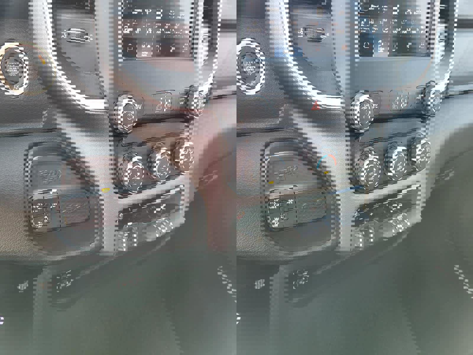 Used 2023 RAM 2500 Big Horn w/ Level 1 Equipment Group image 22