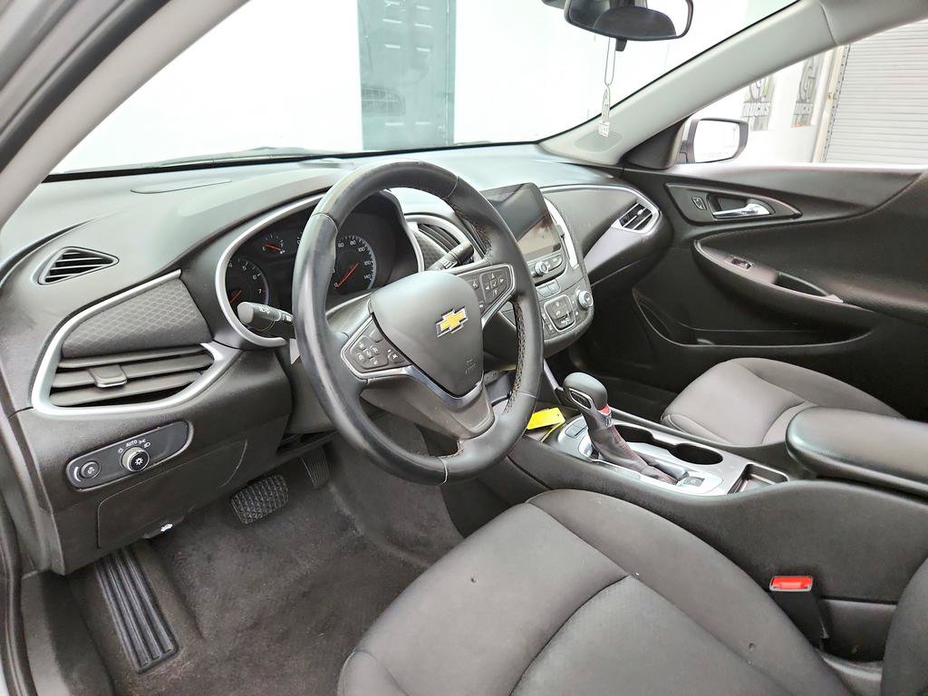 Used 2024 Chevrolet Malibu RS FWD image 13