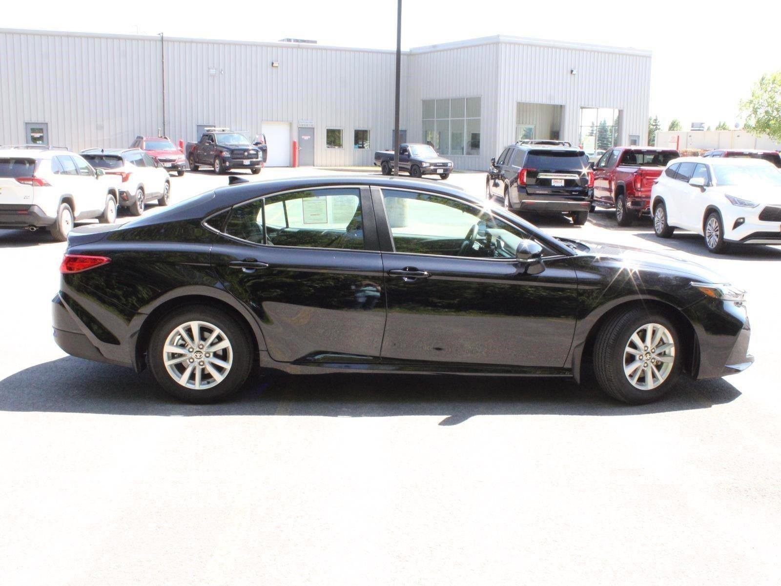 Certified 2025 Toyota Camry LE image 74