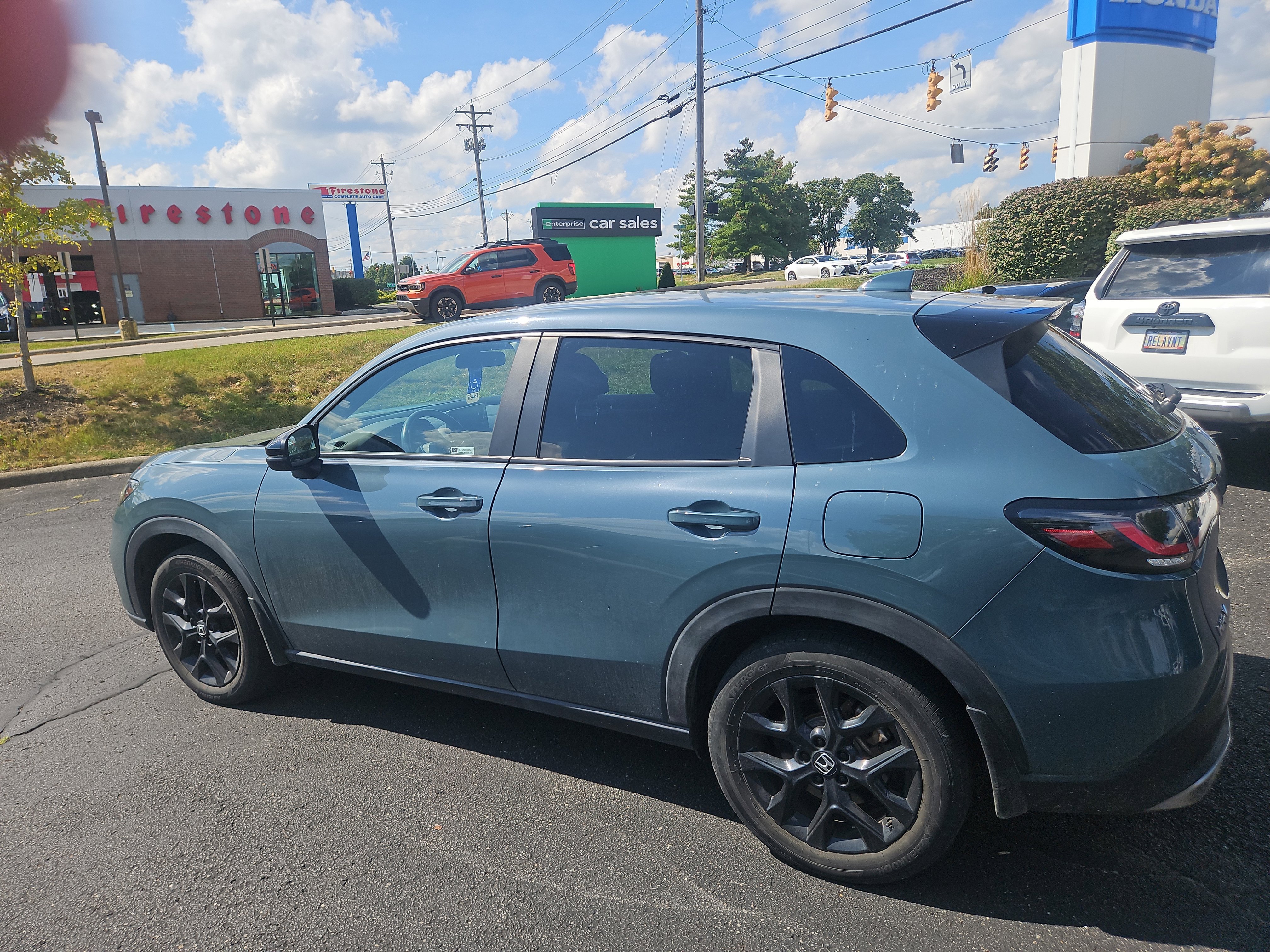 Used 2024 Honda HR-V Sport image 5