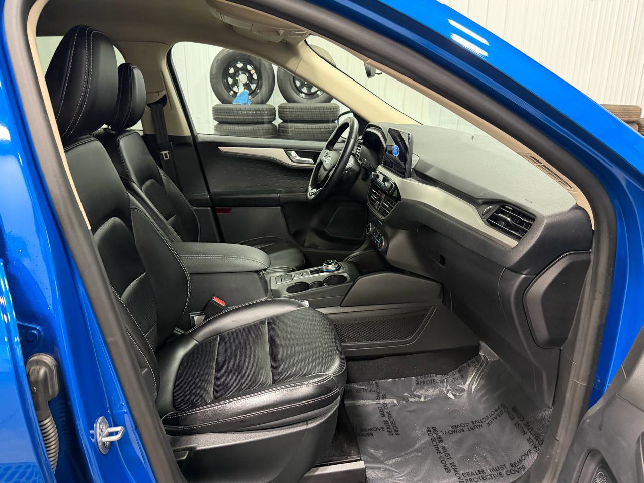 Used 2020 Ford Escape SEL image 16