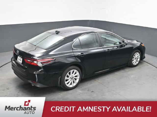 Used 2024 Toyota Camry LE FWD image 33