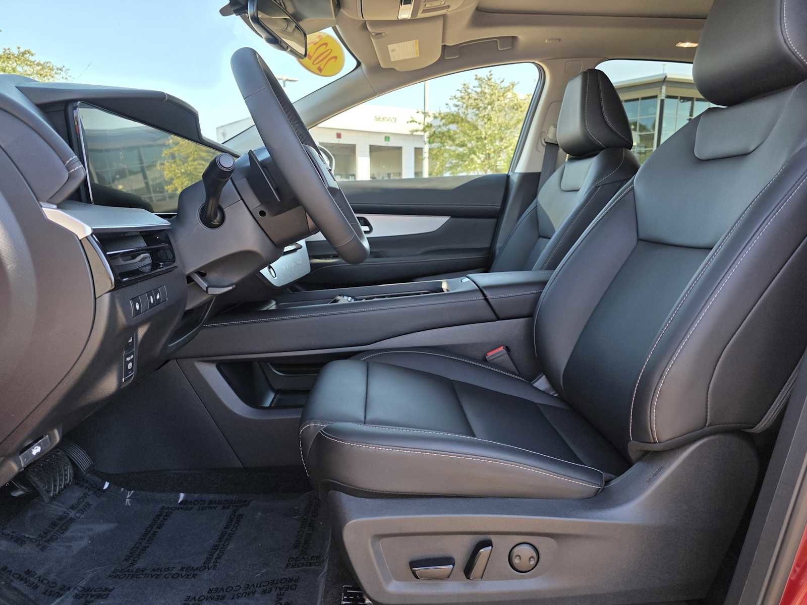 Used 2025 Nissan Murano SL image 11