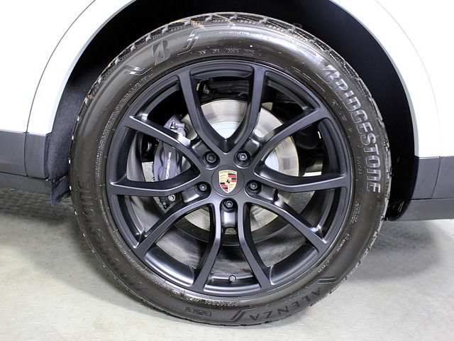 Certified 2026 Porsche Cayenne Coupe AWD/4WD image 12