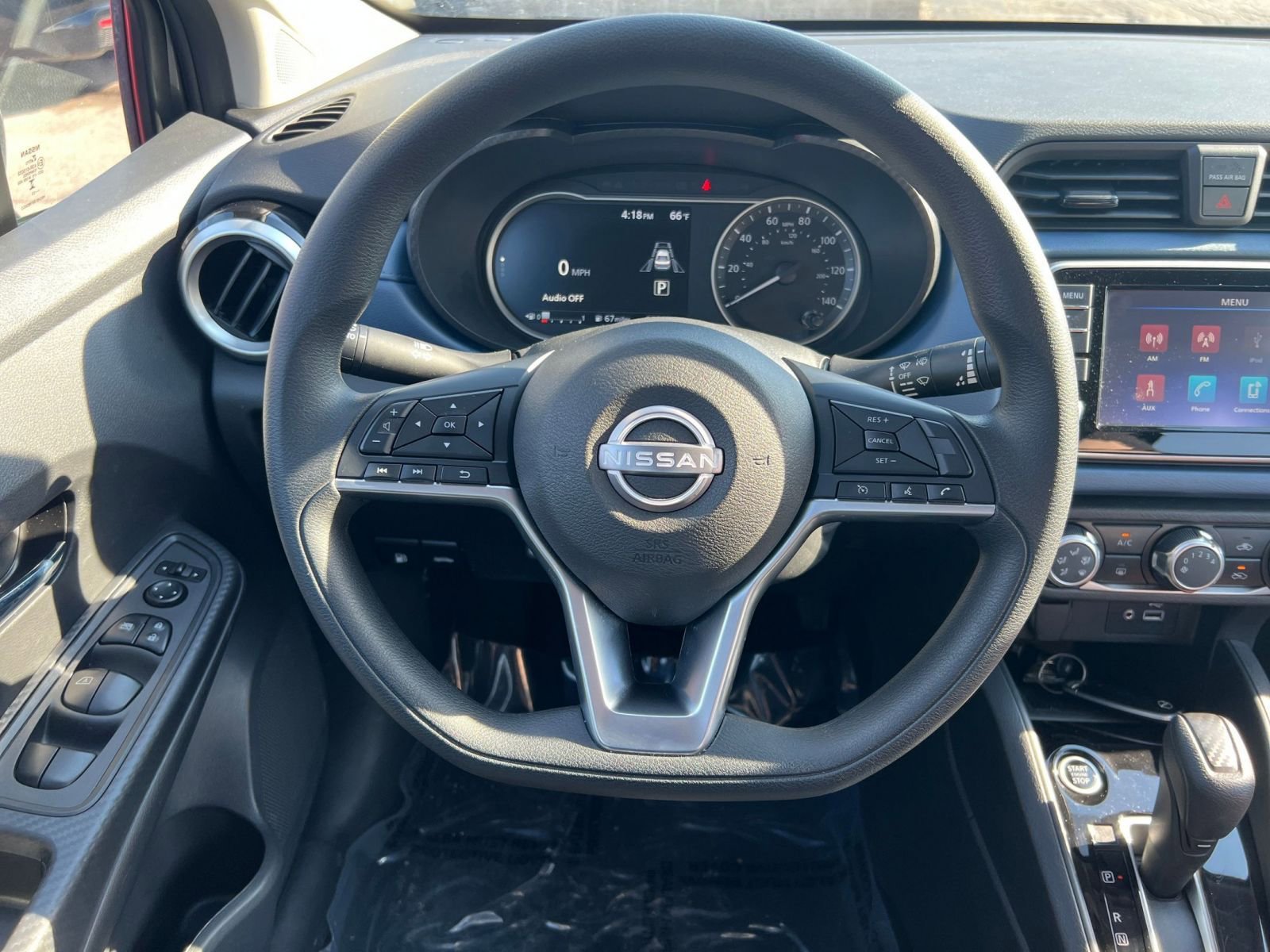 Used 2025 Nissan Versa SV FWD image 32