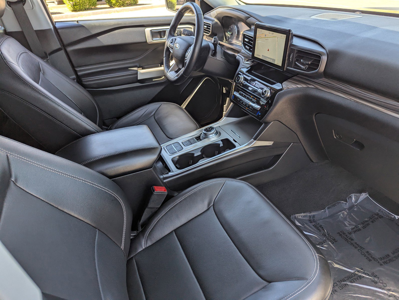 Used 2022 Ford Explorer Limited w/ Equipment Group 301A image 13