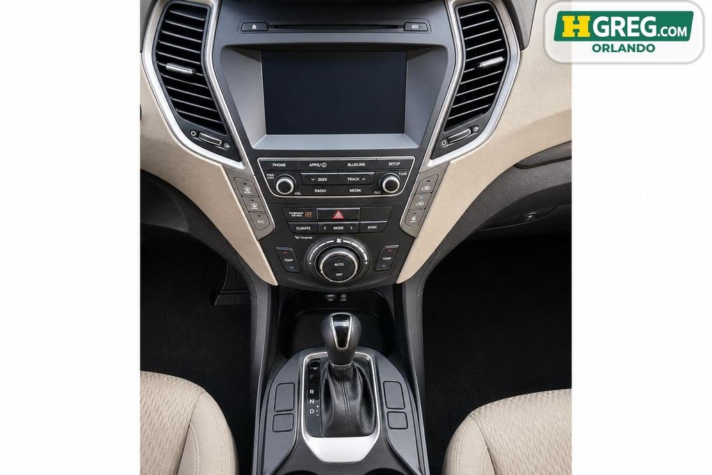 Used 2017 Hyundai Santa Fe SE FWD image 14