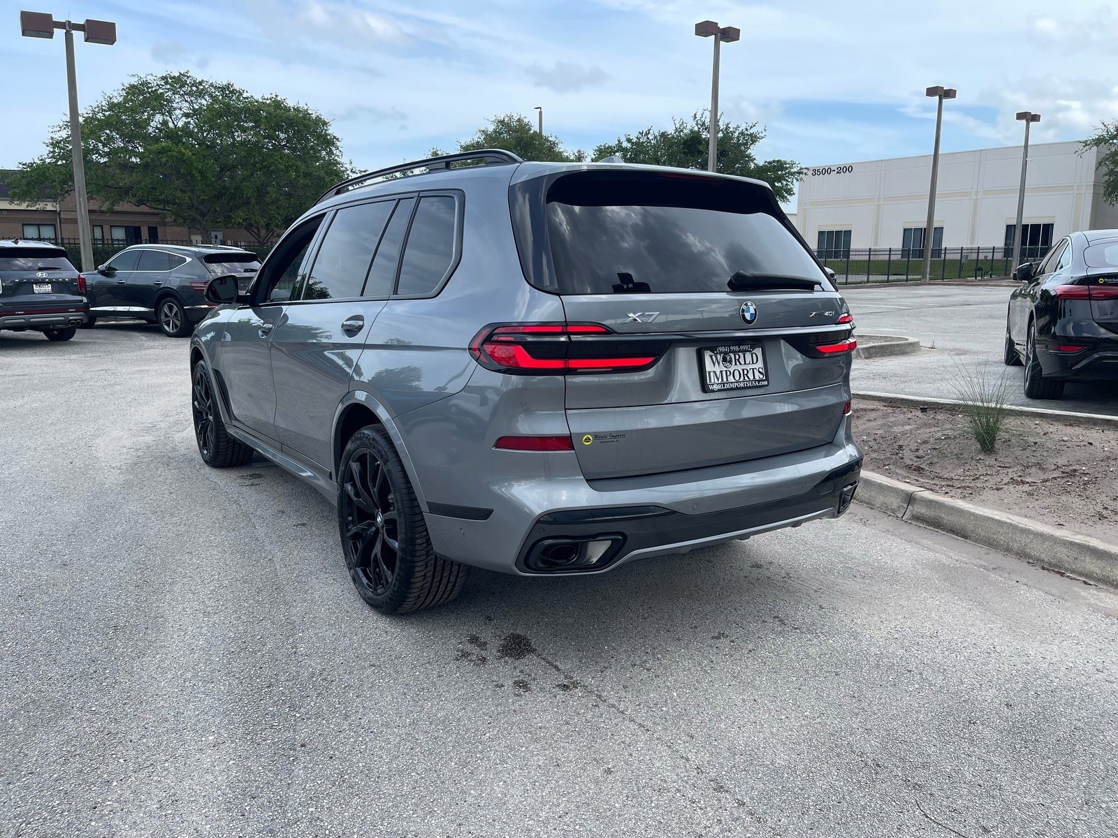 Used 2024 BMW X7 xDrive40i w/ Executive Package AWD/4WD image 54