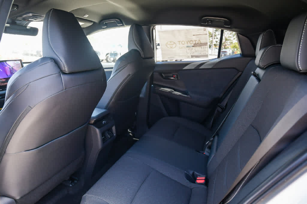 New 2026 Toyota C-HR AWD/4WD image 18