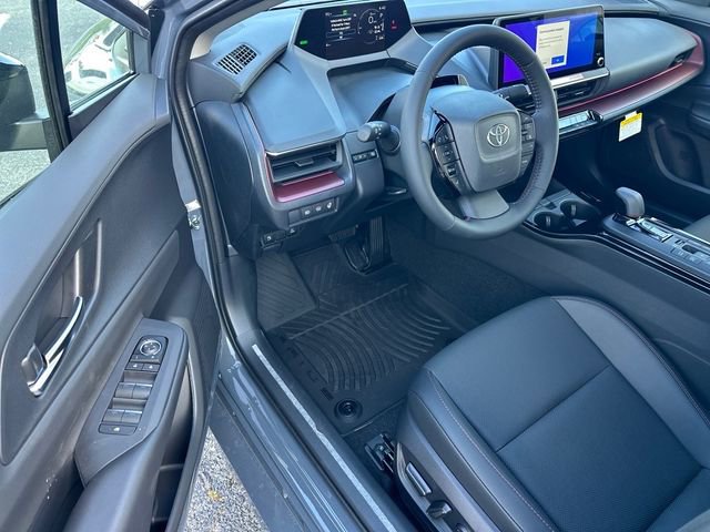 New 2025 Toyota Prius XSE image 5