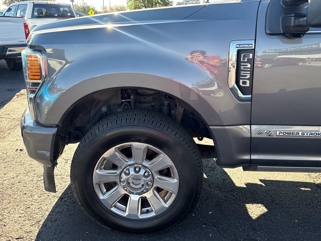 Certified 2021 Ford F250 Platinum w/ FX4 Off-Road Package AWD/4WD image 33